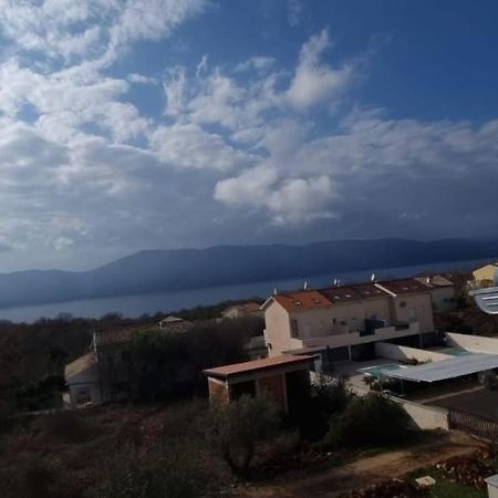 Apartmani Lanterna Krk Town Buitenkant foto