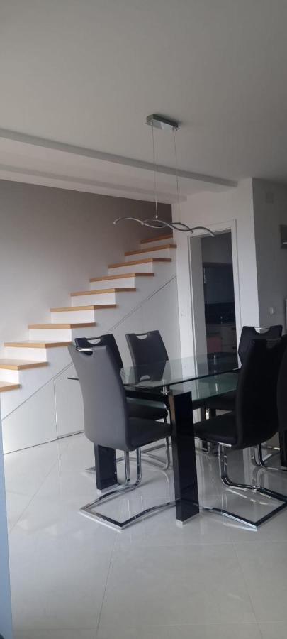 Apartmani Lanterna Krk Town Buitenkant foto