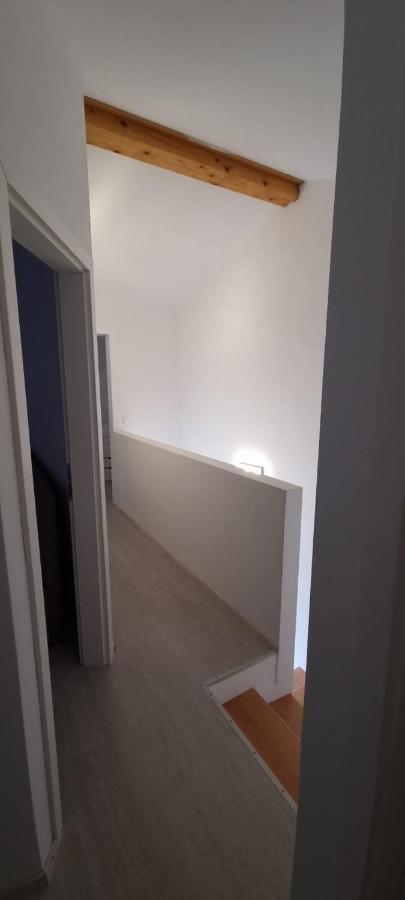 Apartmani Lanterna Krk Town Buitenkant foto